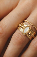 Eleganter Edelstahl Ring mit Perlendetail – Verstellbare Größe